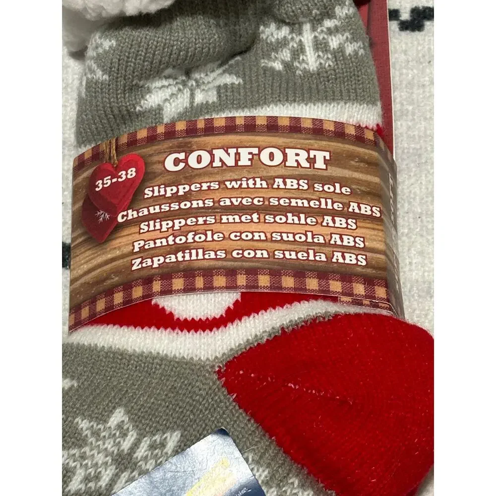 Jungfrau Women's NWT Warm Cozy Sherpa Non Skid Slipper Socks Christmas Winter OS